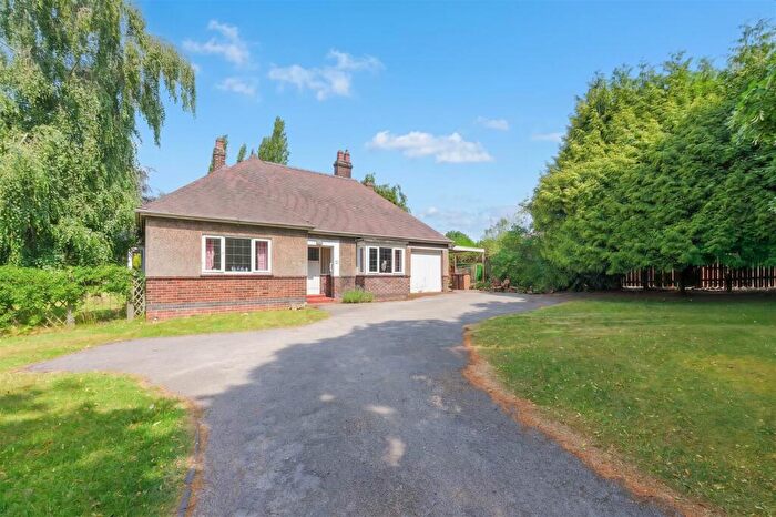2 Bedroom Detached Bungalow For Sale In Lullington Road, Overseal, DE12