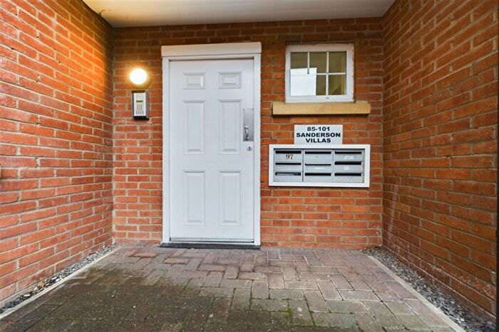 2 Bedroom Flat To Rent In Sanderson Villas, Gateshead, NE8