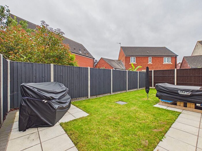 2 Bedroom Detached House For Sale In Cridlands Meadow, Bridgwater, TA6