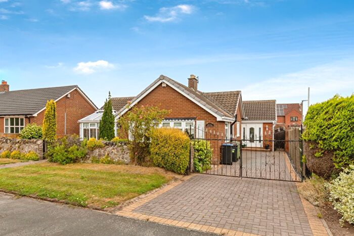 2 Bedroom Detached Bungalow For Sale In Field Side, Hartlepool, TS27