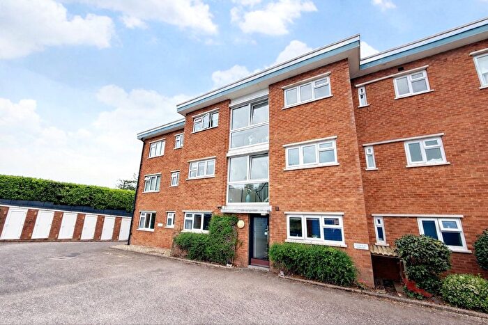 2 Bedroom Flat For Sale In Cottington Court, Sidmouth, Devon, EX10