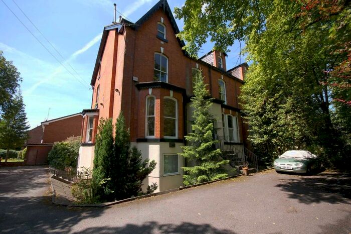 1 Bedroom Flat To Rent In Oak Road, West Didsbury, M20