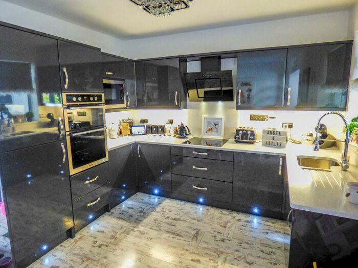 2 Bedroom Terraced House To Rent In Ritsons Road, Consett, Durham, DH8