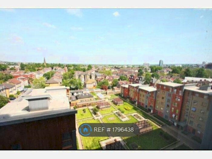 1 Bedroom Flat To Rent In City House, Croydon, CR0