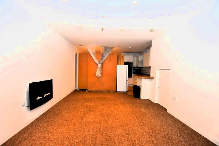 1 Bedroom Flat To Rent In Lansdown Crescent Lane, Cheltenham, GL50