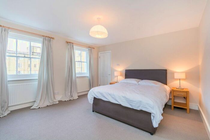 4 Bedroom Flat To Rent In Wyndham Place, Marylebone, London, W1H