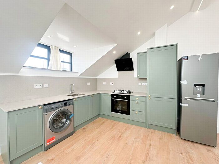 1 Bedroom Flat To Rent In Millers Terrace, Dalston, E8