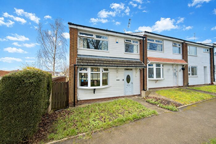 3 Bedroom Terraced House For Sale In Morgan Place, Reddish, Stockport, SK5