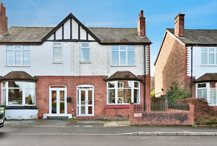 3 Bedroom Semi Detached House For Sale In Grove Lane, Hale, Altrincham, Greater Manchester, WA15