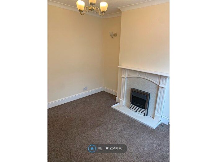 2 Bedroom Terraced House To Rent In Stamford Street, Grantham, NG31