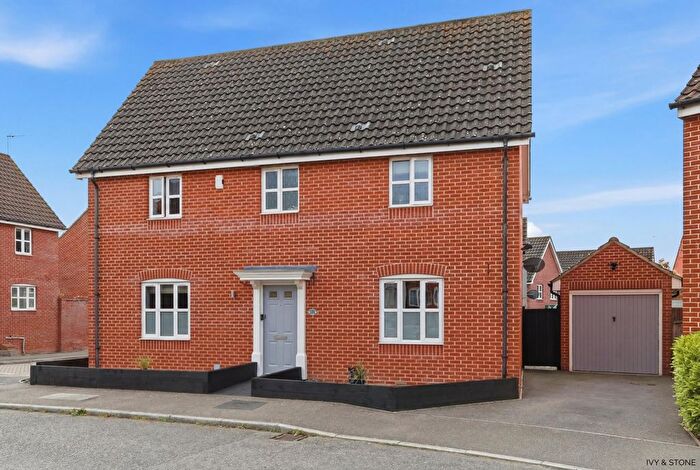 4 Bedroom Detached House For Sale In Flitch Green, Dunmow, Essex, CM6
