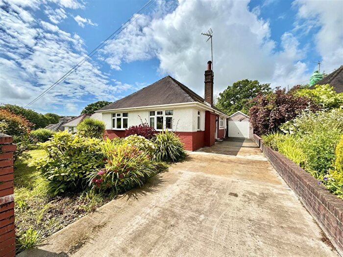 2 Bedroom Detached Bungalow For Sale In Hen Parc Lane, Upper Killay, Swansea, SA2