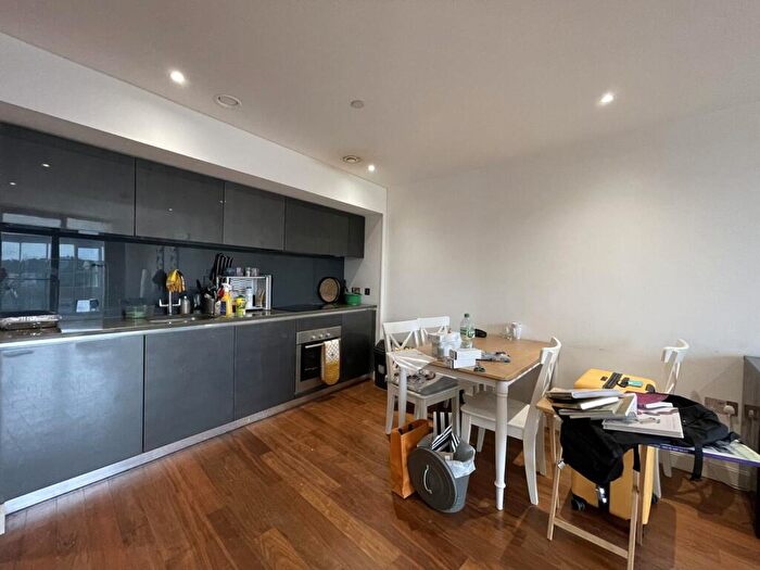 2 Bedroom Apartment To Rent In City Loft, St Pauls Square, Sheffield, S1