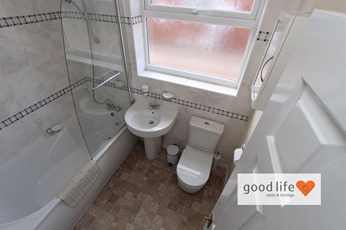 2 Bedroom Detached Bungalow For Sale In Baulkham Hills, Penshaw, Houghton Le Spring, DH4