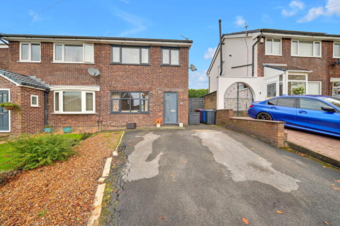 3 Bedroom Semi Detached House For Sale In Shore Avenue, Burnley, BB10