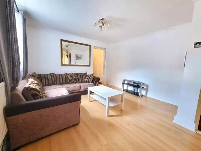 1 Bedroom Flat To Rent In Balaam Street, London, E13