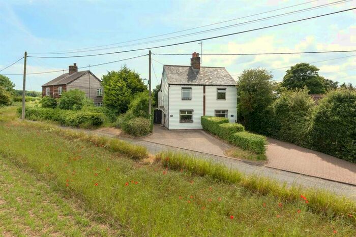 3 Bedroom Semi-Detached House For Sale In Griffin Hill, Canterbury, CT3