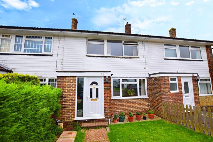 3 Bedroom Property To Rent In Belvedere Gardens, Crowborough, TN6