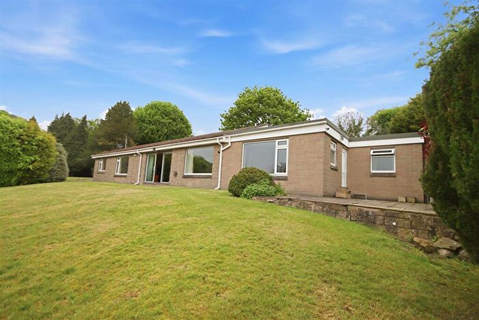 4 Bedroom Detached Bungalow For Sale In Hady Hill, Hady, Chesterfield, S41