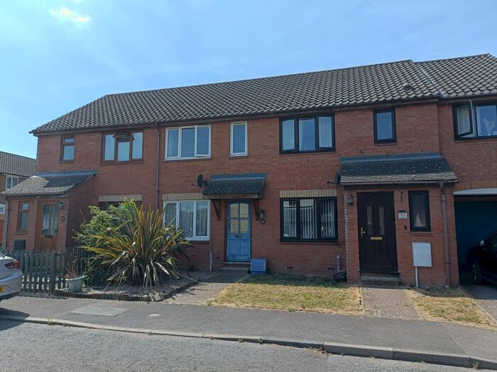 2 Bedroom Property To Rent In Forsyth Drive, Braintree, CM7