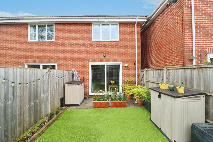2 Bedroom End Terrace House For Sale In Hill Close, Emersons Green, Bristol, BS16