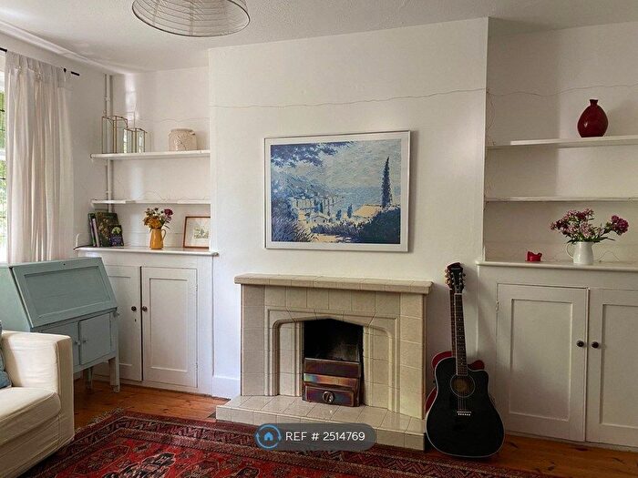 3 Bedroom Terraced House To Rent In Portsmouth Road, Guildford, GU2