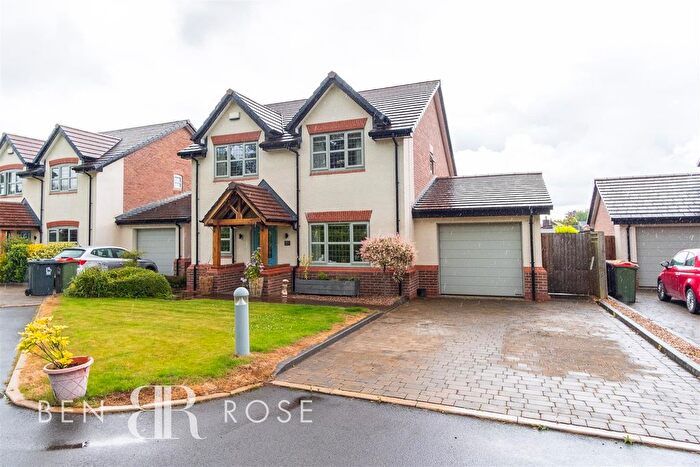 4 Bedroom Detached House For Sale In Old Smithy Close, Lea Town, Preston, PR4