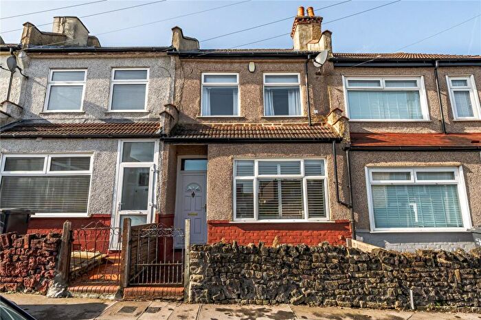 2 Bedroom Terraced House For Sale In Denmark Road, London, SE25