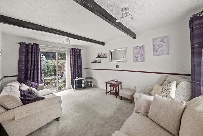 3 Bedroom Semi-Detached House For Sale In West End Lane, Harlington, Hayes, UB3