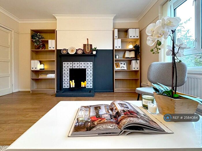 3 Bedroom Flat To Rent In Rokeby Street, London, E15