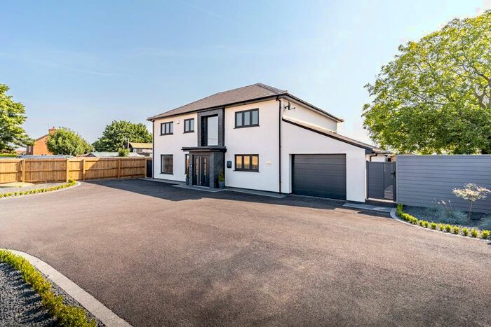 4 Bedroom Detached House For Sale In Carrington Road, Frithville, PE22