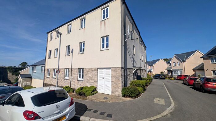 2 Bedroom Flat For Sale In Feeding Field Close, Hayle, Cornwall, TR27