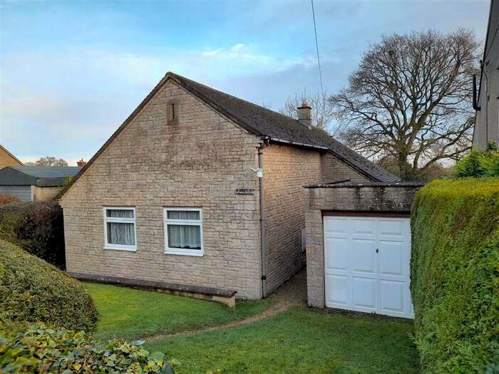 2 Bedroom Detached Bungalow For Sale In Mount Skippett, Ramsden, Oxfordshire, OX7