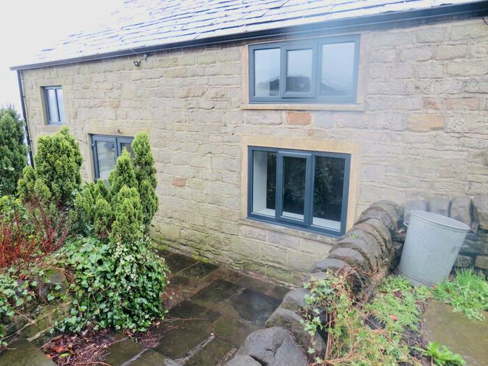 5 Bedroom Detached House To Rent In Sowerby, Sowerby Bridge, HX6