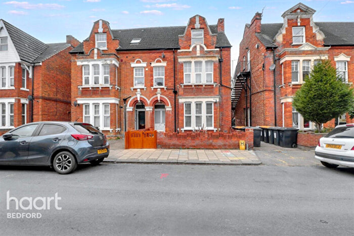 1 Bedroom Flat To Rent In St Michaels Road, Bedford, MK40