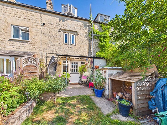 2 Bedroom Terraced House For Sale In Walls Quarry, Brimscombe, Stroud, Gloucestershire, GL5