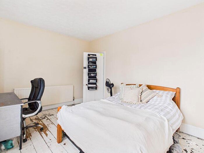 1 Bedroom Terraced House To Rent In Bear Road, Brighton, BN2