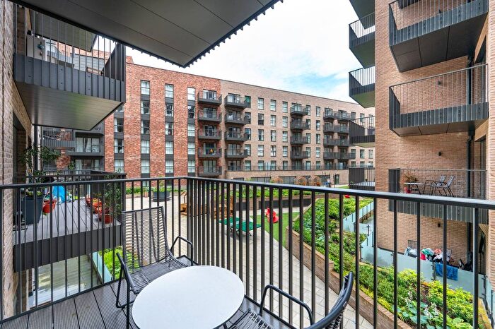 2 Bedroom Flat To Rent In Uncle Colindale, Colindale, London, NW9