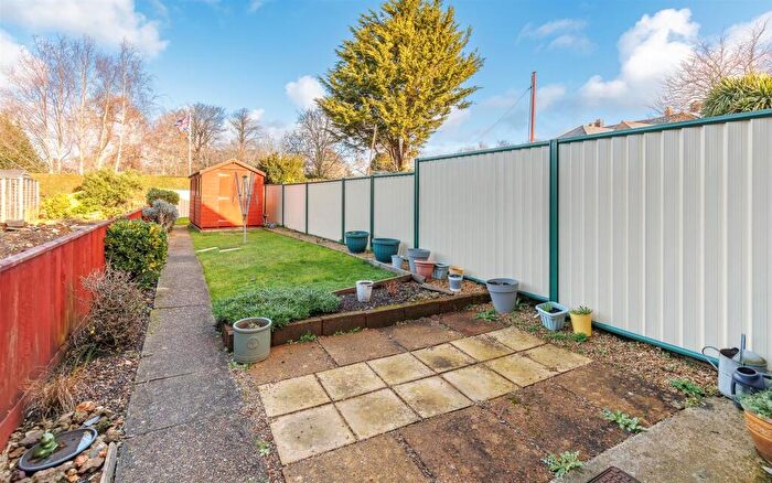 3 Bedroom Terraced House For Sale In Terraced Period Property - Hillside, Newport, PO30