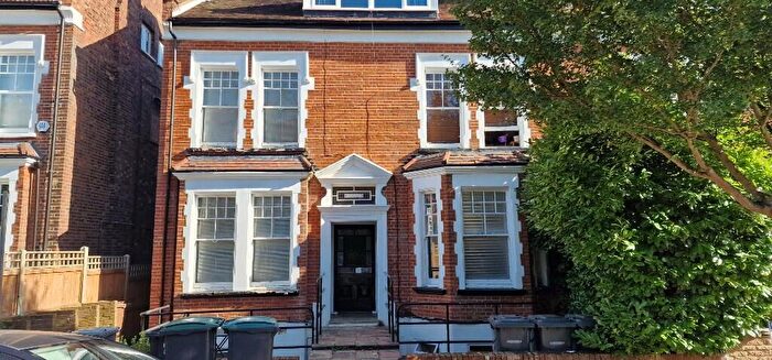 1 Bedroom Flat To Rent In Highgate Avenue, London, N6