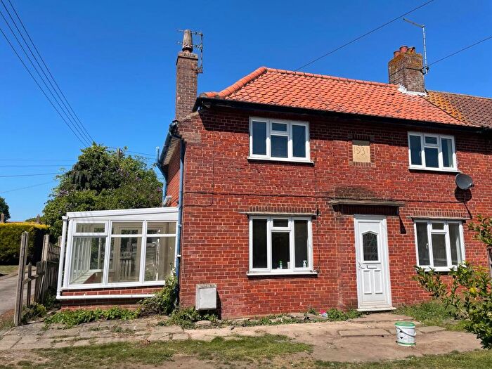 3 Bedroom Semi-Detached House For Sale In Ward Road, Salhouse, Norwich, Norfolk, NR13
