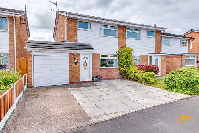 3 Bedroom Semi-Detached House For Sale In Millers Close | Moreton, CH46