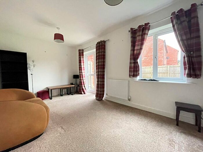 4 Bedroom Detached House To Rent In Parkview Place, West Park, Leeds, LS16