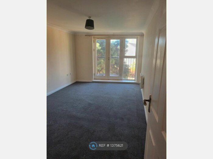 1 Bedroom Flat To Rent In Lee Heights, Maidstone, ME14