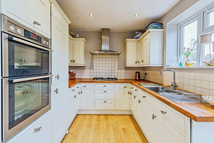 3 Bedroom End Of Terrace House For Sale In Prince Albert Square, Redhill, Surrey, RH1