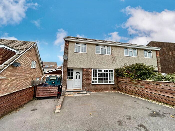 3 Bedroom Semi-detached House For Sale In Wimbourne Close, Llantwit Major, CF61