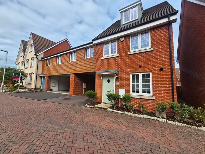 3 Bedroom Semi-Detached House To Rent In Veritas Grove, Leighton Buzzard, Central Bedfordshire, LU7