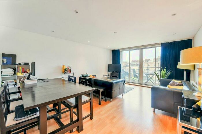 2 Bedroom Flat To Rent In Angel Southside, Owen Street, London, EC1V