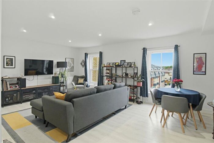 2 Bedroom Property For Sale In Richmond Street, Herne Bay, CT6