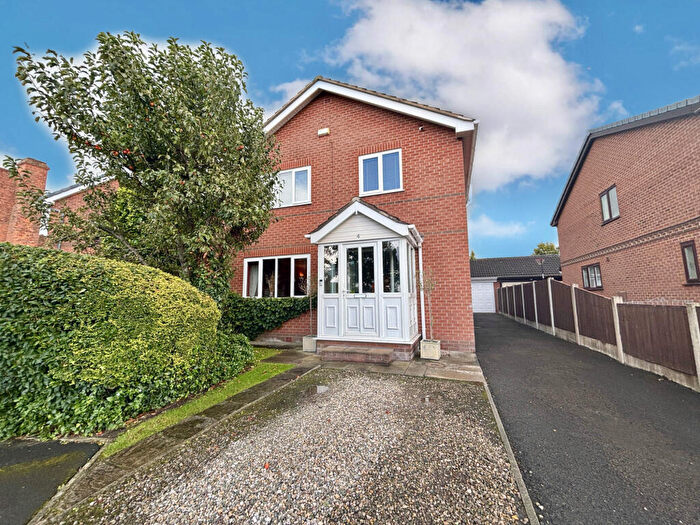 4 Bedroom Detached House For Sale In Palatine Close, Staining, FY3